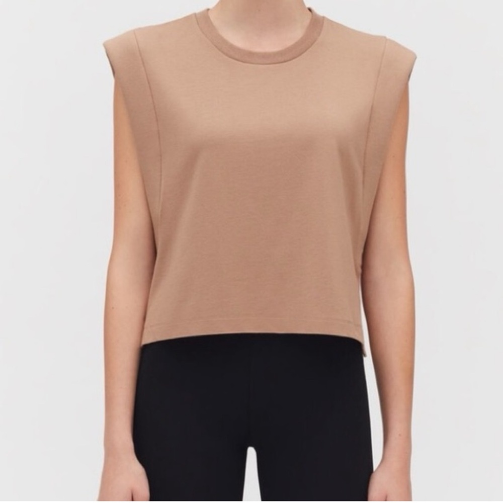 Cuyana Tan Tee
